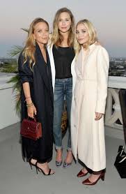 Elizabeth Olsen acknowledges her famous sisters may have influenced her  career - ABC News