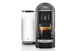 Offering freshly brewed coffee with crema as well as delicious, authentic espresso, the vertuo machine conveniently makes five cup sizes: Soldes Cdiscount 60 Sur La Machine A Cafe Nespresso Vertuo Plus Le Parisien