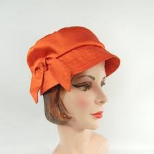 Vintage BLACK Hat/taffeta/satin