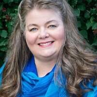 Deborah Sosin, Editor in Boston, MA, USA