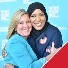 Eddie Grom (@EddieGrom8687)