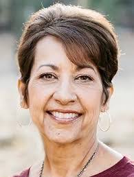 Barbara Squires's Instagram, Twitter & Facebook