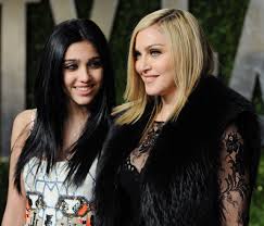 Lourdes maria ciccone leon (born october 14, 1996) is the daughter of iconic pop star madonna and her former trainer carlos leon. Madonna Once Made Daughter Lourdes Leon Wear The Same Outfit Every Day