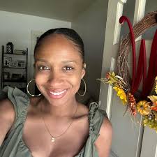 Using Noise-Reducing Headphones at Walt Disney World for Children with  Sensory Sensitivities