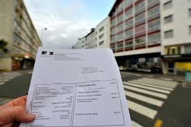 Bercy se met à l'heure des soldes et réduit la facture pour plus de 5 millions de foyers fiscaux. Taxe D Habitation Et Impot Sur Le Revenu En Baisse Ce Que Les Manchois Y Gagnent La Presse De La Manche