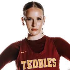 Kiara Behl's Roosevelt High School Bio