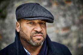 EU-Urheberrechtsreform: "Was YouTube-Algorithmen machen, ist nicht mein  Problem", sagt John.