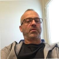 30+ "Robert Lindblom" profiles