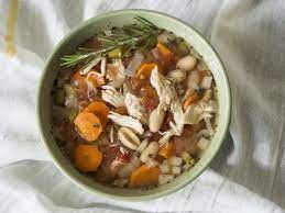 Slow Cooker White Bean Chicken Soup Recipe Recipes Cooking Recipes Slow Cooker Recipes