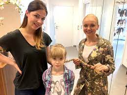 1059 godzin bajek dla dzieci. Corka Olgi Borys Obciela Wlosy By Pomoc Chorym Dzieciom