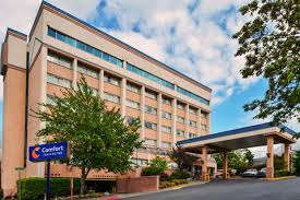 This is equivalent to 40 kilometers or 22 nautical miles. Comfort Inn Suites Downtown Tacoma Tacoma Wa Hotel