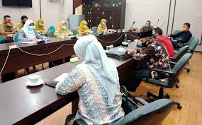 We did not find results for: Tak Kantongi Sertifikat Kompetensi Klinik Kebidanan Di Pasuruan Jadi Sorotan Komisi I Bangsa Online Cepat Lugas Dan Akurat