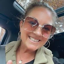 Jenny Walters Robak (@jennyrobak)