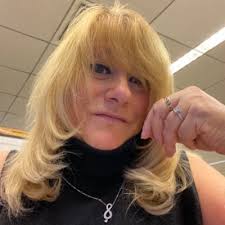 There are many examples of how vital being able to effectively present is  to career growth. I was interested in learning how to use and frame data to  tell a compelling story.