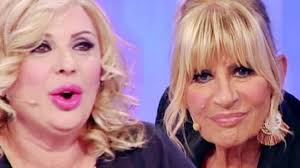 L'uomo le ha risposto a tono. Uomini E Donne Tina Cipollari Punge Gemma Dovrebbe Accettare I Suoi Anni Lanostratv