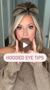 Ashleigh Vinson's Instagram, Twitter & Facebook