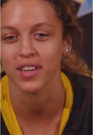 Gabbie Marshall White or Black