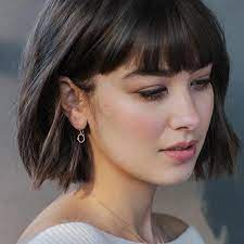Oval Bead Set Diamond Dangle Earrings Drop Earrings Aide Memoire Jewelry Shorthair Shortbobh Thick Hair Styles Short Hair With Bangs Choppy Bob Hairstyles