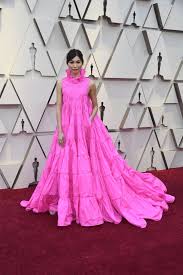 All The 2019 Oscars Dresses That Deserve A Second Look Oscar Dresses Pink Dress Red Carpet Dresses