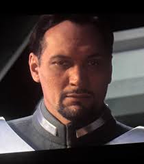 So if we get a competent production team like the one for Andor I can see  Jeremy Allen white play young sheev.