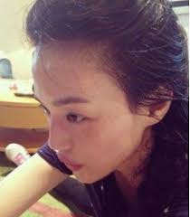 林立慧, born 16 april 1977), better known by her stage name shu qi (chinese: ä¸åŒ–å¦†çš„èˆ'æ·‡åŽŸæ¥é•¿è¿™æ · ç½'å‹ æ»¡è„¸é›€æ–'å´æ˜¯è§è¿‡æœ€ç¾Žçš„å¥³æ˜Žæ˜Ÿ æ–°é—» è›‹è›‹èµž