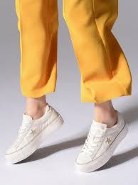 Converse One Star Platform Ox Sarenza Com Baskets Baskets Converse Sneakers