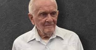 Karl Mcdaniel's Instagram, Twitter & Facebook