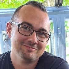 Daniel Wilde's Instagram, Twitter & Facebook