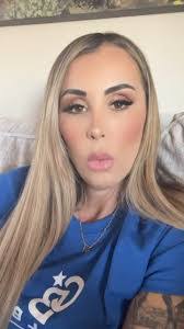 Lisa Manke's Instagram, Twitter & Facebook