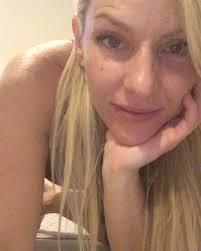 Alexandria Elia's Instagram, Twitter & Facebook