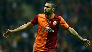 .başında 5 milyon sözleşme fesih maddesi aktifleştirilerek ligde trabzonspor formasına 30 maçta 32 gol ve 9 asist ile veda eden burak yılmaz, bu harika istatistiklerine galatasaray'da da devam etti. Fussball Galatasaray Sturmer Burak Yilmaz Vor Wechsel Zu Beijing Guoan Nex24 News