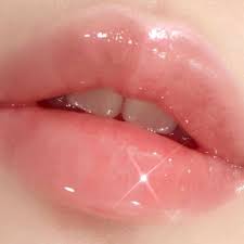 You can save the pink lipstick aesthetic here. Lip Aesthetic Lipstick Indie Esketit Lips Mouth Gloss Alternative Https Weheartit Com Entry 326635656 Aesthetic Makeup Lips Pink Lips