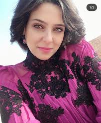 بدأت مشوارها الفني في عام 1994 عن طريق الصدفة عندما شاهدها المخرج عبد العزيز السكري في إحدى المناسبات وبعد أخذه موافقة والدها أدت الدور وكان حينها يبحث عن. Ø§Ù„ÙÙ†Ø§Ù†Ø© Ù†ÙˆØ±Ù‡Ø§Ù† Ù…Ù† ÙƒÙˆØ§Ù„ÙŠØ³ Ù…Ø³Ù„Ø³Ù„ Ù„ÙŠØ§Ù„ÙŠÙ†Ø§ Ù†Ø¨Ø¶ Ø¨Ù„Ø¯Ù†Ø§ Nabd Baladna