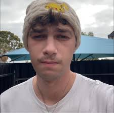 We spot our SAPPHIRE PULSE AMD Radeon RX 9060 XT 16GB in this battlestation  by SAPPHIRE NATION Community Member @Hawk_Chewy! . . #RX9060XT #gamingsetup  #SAPPHIREnation #AMD #Radeon #gamingcommunity More info