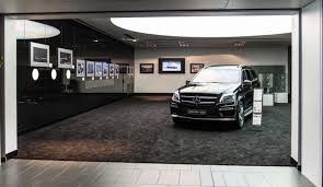 Digitizing The Mercedes Benz Showroom And Implementation Of An Led Wall