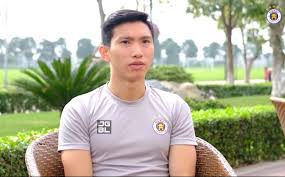 Quãng thời gian này khiến hậu không chỉ bỏ lỡ quá trình chuẩn bị mùa giải của clb bóng đá hà nội mà còn khiến anh không thể hội quân với đội. Ä'oan VÄƒn Háº­u Láº§n Ä'áº§u Tráº£i Long Sau Ca Cháº¥n ThÆ°Æ¡ng Gáº·p Pháº£i