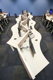 Photo By Jennifer Ridley Pieper O Brien Herr Architects Pictured Is The Call Center Area Of Th Call Center Design Corporate Office Design Modern Office Design