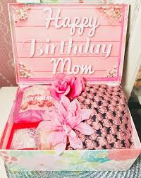Birthday Gift Box Ideas For Mom Pin By Youarebeautifulbox On Manualidades In 2020 Mom Gifts Box Birthday Care Packages Mom Birthday