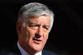 David Bernstein to remain as FA chairman until 2014