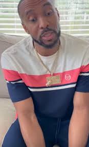 Never trust a dude named Chris...if Chris crossed applesauce imagine what  he'd do to YOU. 😭😅