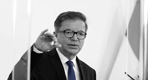 17,878 likes · 2,379 talking about this. Krankheitsbedingt Rudolf Anschober Vor Der Ablose Fass Ohne Boden