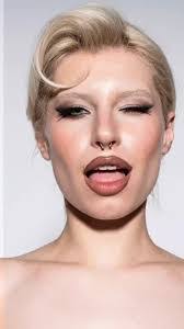 Tommy Null's Instagram, Twitter & Facebook