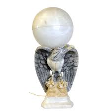 Cactus di slamp è una lampada a sospensione originale nelle forme, ironica, giovane, esotica e decisamente contemporanea. Italian Alabaster Eagle Lamp Globe Housatonic Trading Co