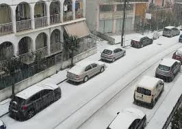 Στην πόλη της κέρκυρας, μετά τη σφοδρή χαλαζόπτωση που. H Kakokairia Xtypa Agria Thn Kerkyra Xalazi Kai Xioni Meta Apo 13 Xronia Sthn Polh Lifo