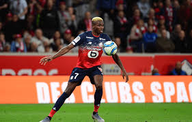 Osimhen was carted off in the second half of friday's nigeria game versus sierra leone after a collision with two opponents because of potential wrist and shoulder injuries, ansa reports. Mercado Da Bola Victor Osimhen No Napoli Por 60 Milhoes De Euros Mqj