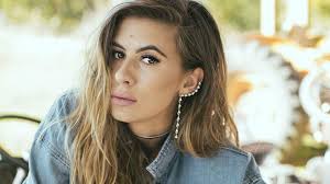 Kassi Ashton teams up with Harley-Davidson and debuts new song 'Black  Motorcycle'