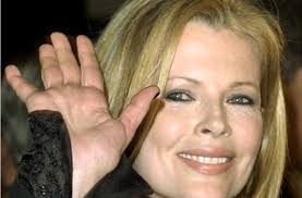 Fifty shades of grey (original title). Fifty Shades Of Grey Kim Basinger Spielt In Fortsetzung Mit Panorama Stuttgarter Zeitung