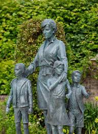 A joint statement was issued on behalf of both the duke of cambridge and the duke of sussex at the short but poignant ceremony in the sunken garden at kensington palace, the. Df Ca1ktvlhem
