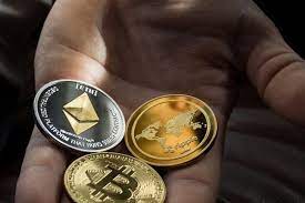 Harga bitcoin kembali melonjak naik ke rp. Harga Bitcoin Tembus 770 Juta Ini Penyebabnya