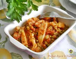 Maybe you would like to learn more about one of these? Seppie In Umido Con Patate E Piselli Ricetta Ricette Patate Ricette Per La Carne